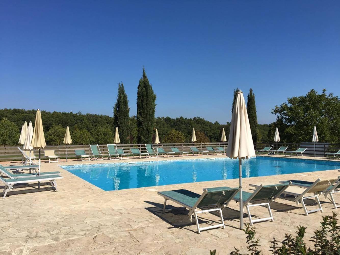 Fattoria Agriturismo Nerbona Casole d'Elsa Luaran gambar