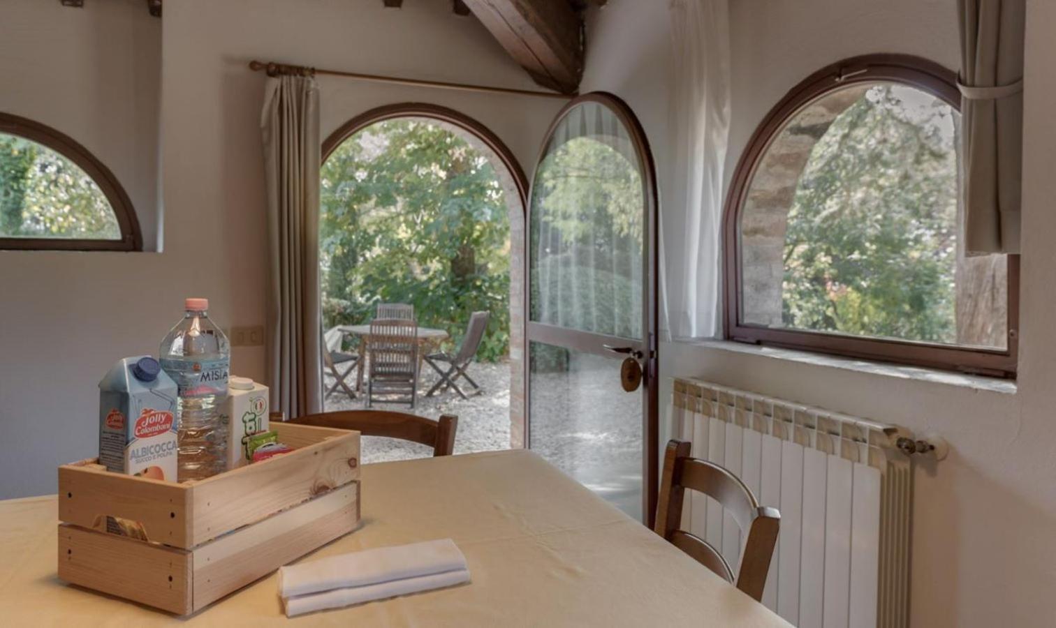 Fattoria Agriturismo Nerbona Casole d'Elsa Luaran gambar